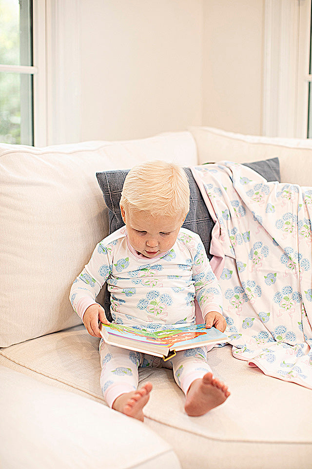 Sweet Hydrangea Blankie